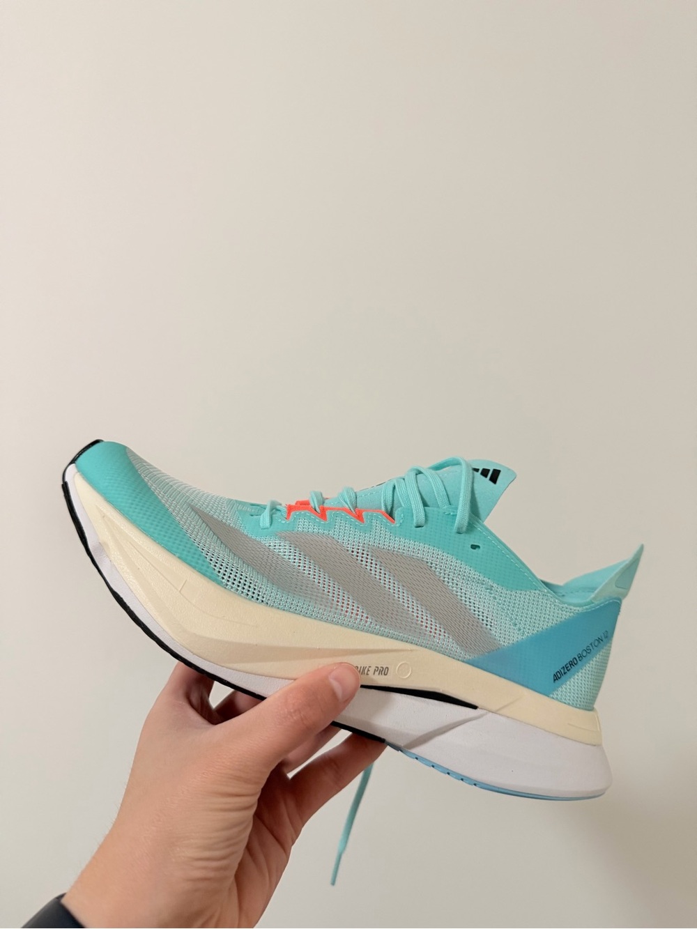 Adidas women’s adizero Boston 12
